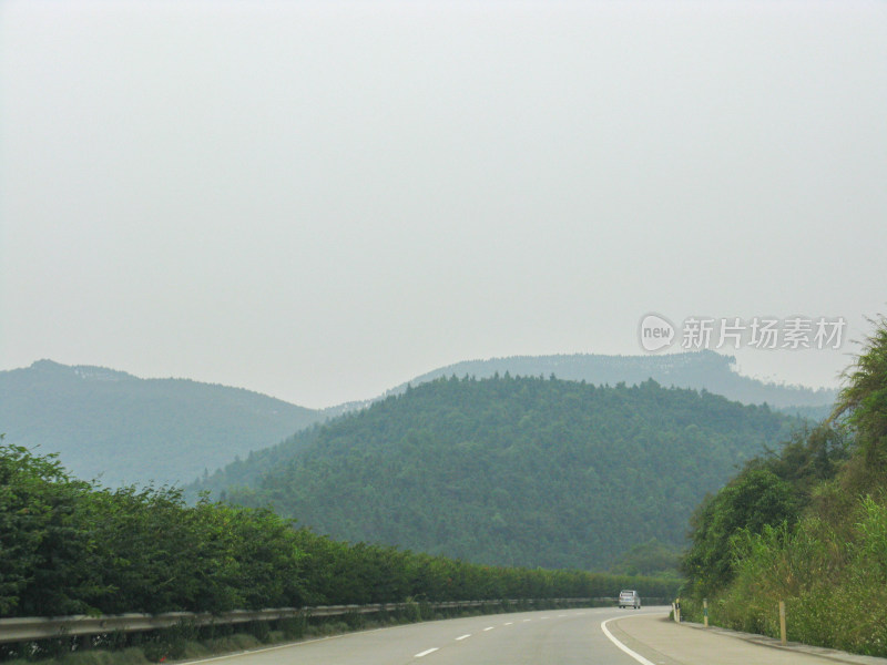 广西境内自驾沿途的山水风光