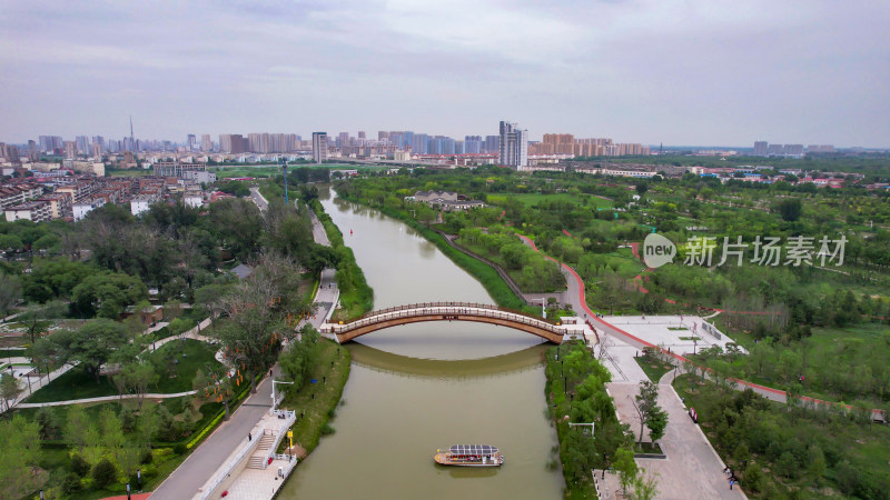 河北沧州城市风光绿化植物航拍图