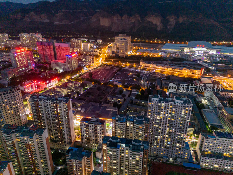 西宁城市夜幕降临夜景航拍图