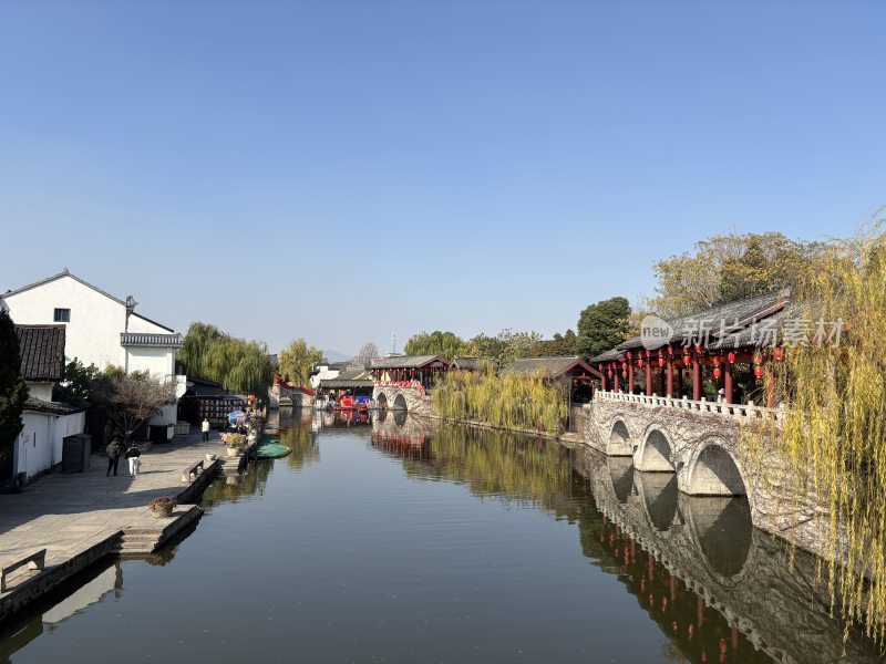 江南水乡河道与石桥景观