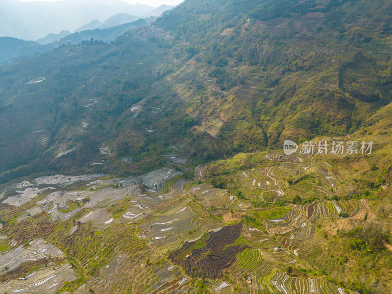 航拍红河州元阳梯田自然风光