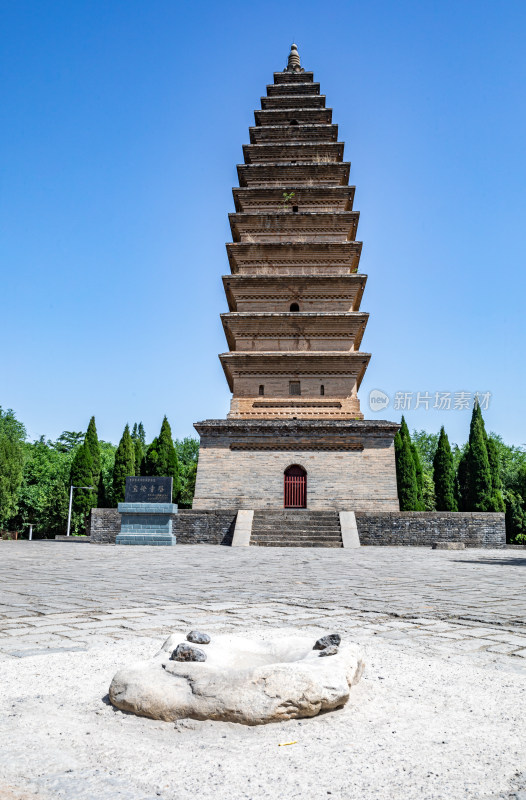 河南三门峡陕州公园宝轮寺塔建筑景观