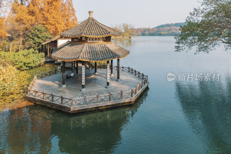 杭州西湖风景名胜区-黛色参天