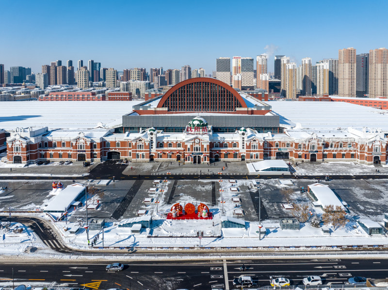 辽宁沈阳站航拍冬季城市雪景航拍