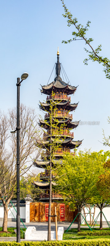 上海徐汇龙华寺龙华寺塔