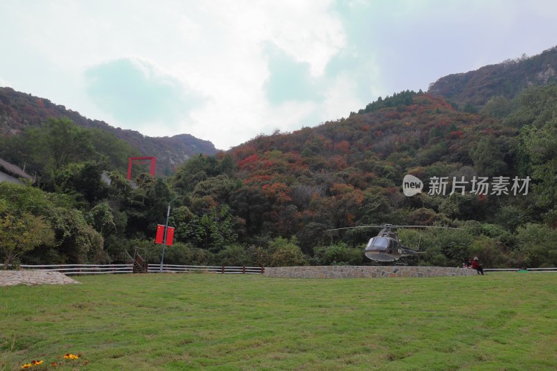 红叶柿岩景区风光