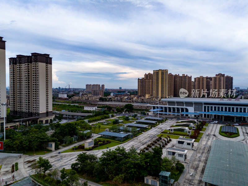 广西贵港城市风光交通航拍图