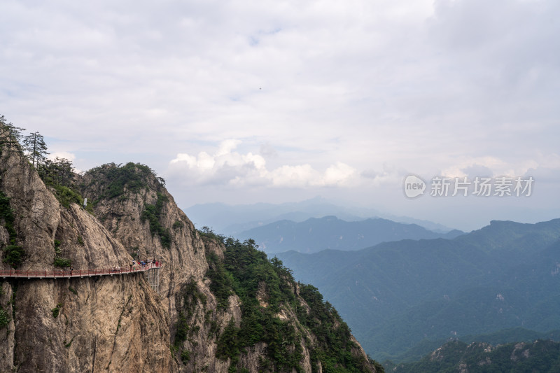 河南洛阳栾川老君山大山山脉特写