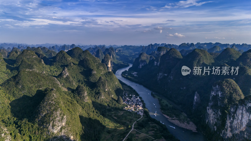 广西省桂林市喀斯特地貌山水风景