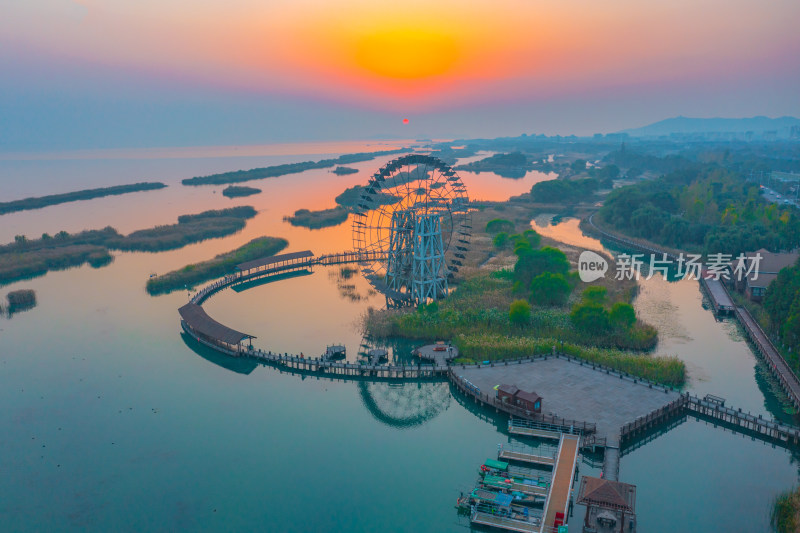 苏州太湖湖滨国家湿地日落航拍