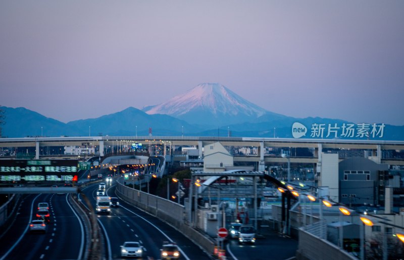 旅途中的富士山