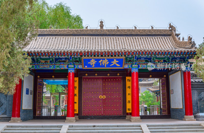 甘肃张掖大佛寺景区大门中式传统古建筑