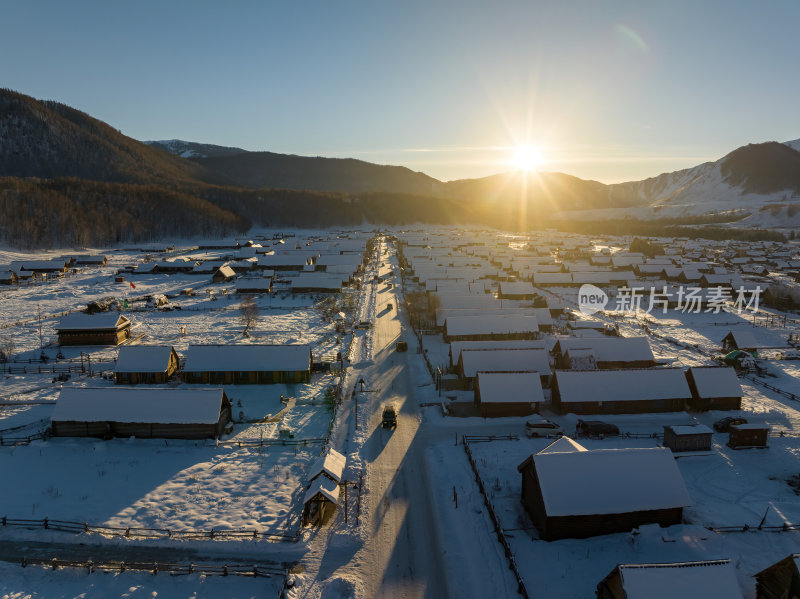 新疆北疆阿勒泰禾木冬季雪景童话世界航拍