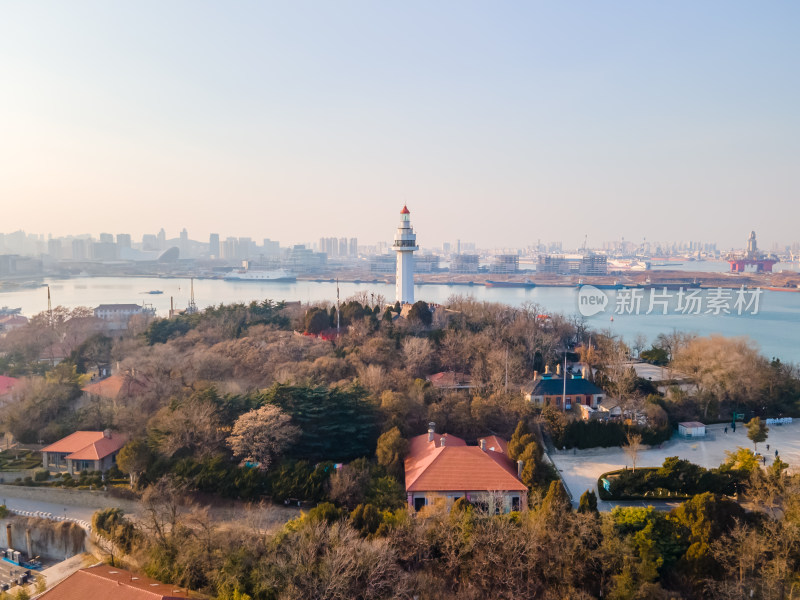 烟台市灯塔海岸航拍全景