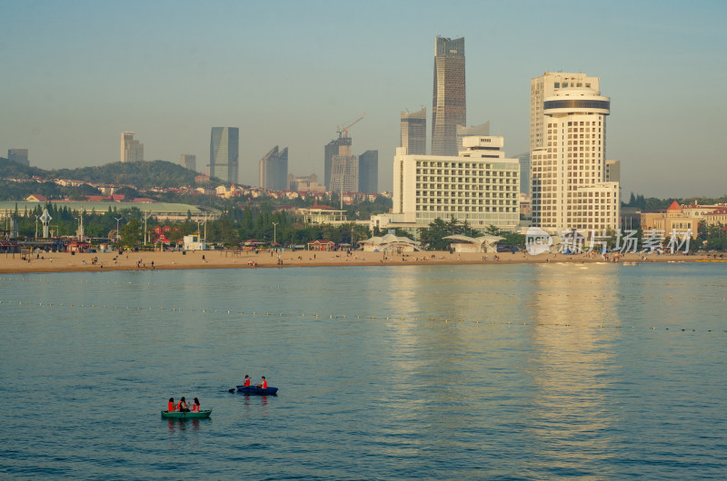 山东青岛城市汇泉湾海滨风光