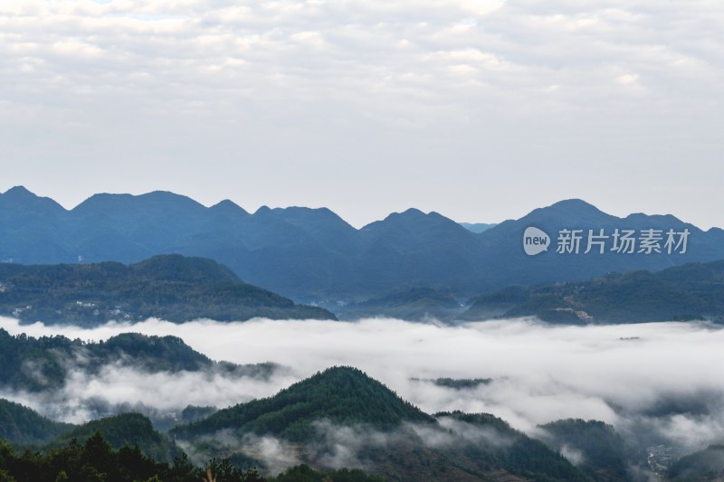 重庆酉阳：石门山的清晨