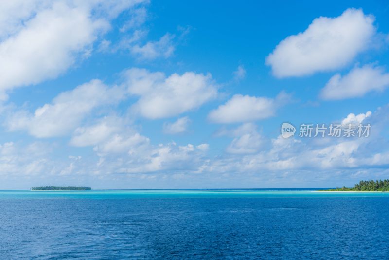 海滩沙滩海岸线