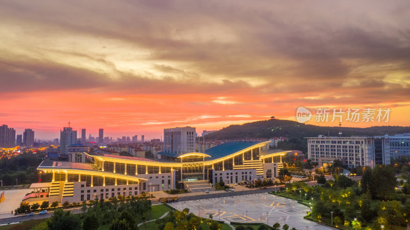 枣庄市政广场夜景