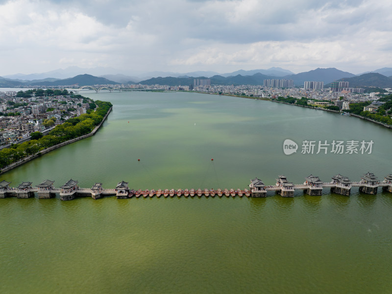 航拍夏季白天广东潮州韩江广济桥风光