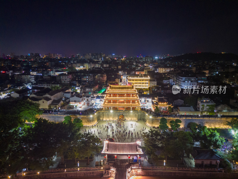 广东潮州古城广济门城楼夜景