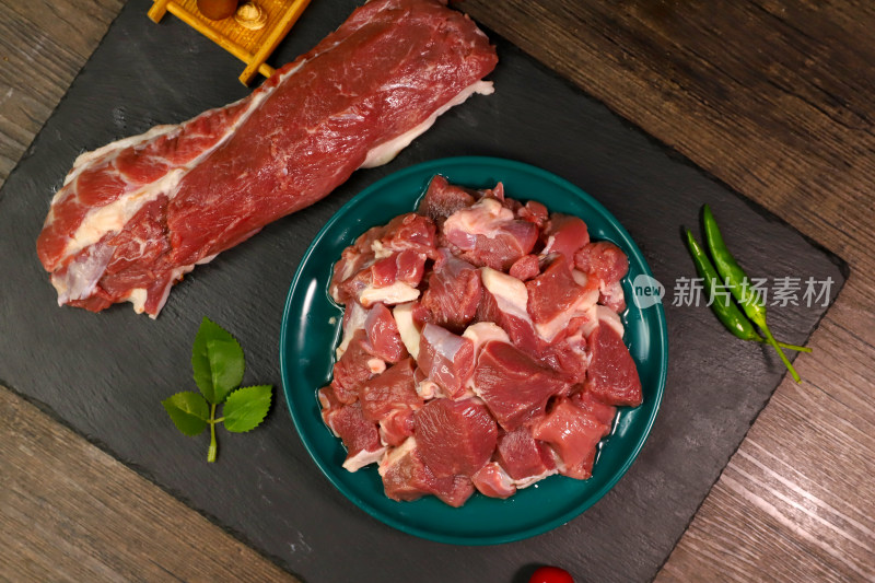 新鲜羊肉切块，羊肉臊子 后腿肉切块 里脊肉