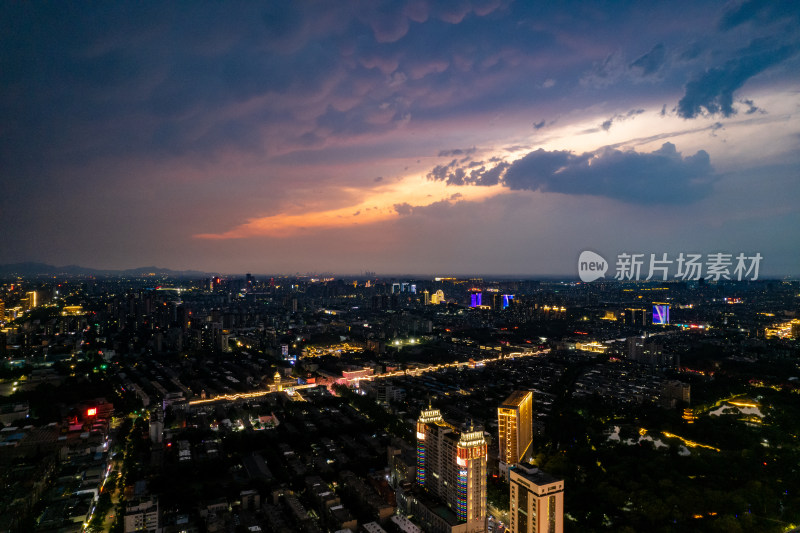 淄博晚霞夜景航拍图