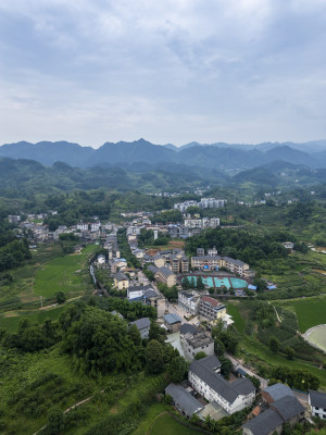 四川邻水华蓥山下的村庄航拍