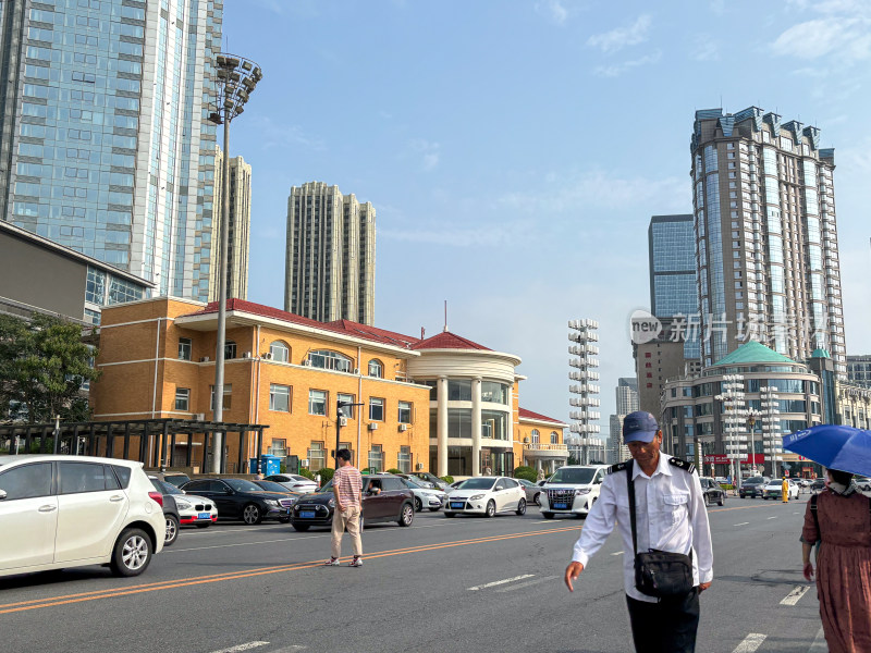 辽宁大连中山区中山广场城市建筑风光