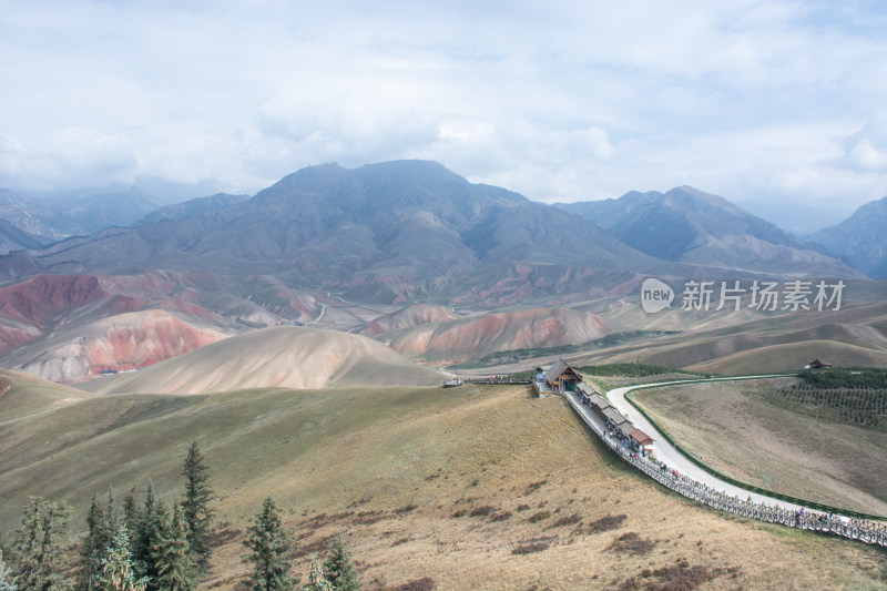 青海海北祁连山卓尔山丹霞地貌自然风光