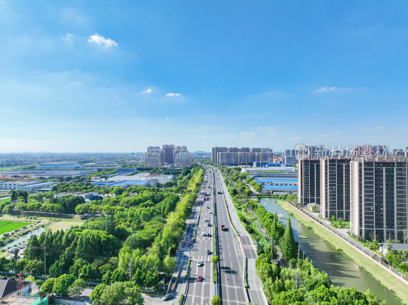 航拍江苏苏州昆山城市建筑风光大景