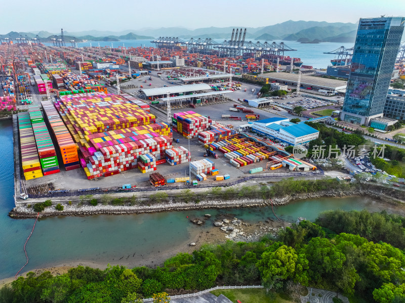 盐田国际集装箱码头