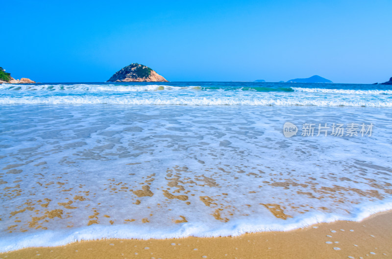 香港石澳旅游区滨海海景沙滩礁石海浪风景