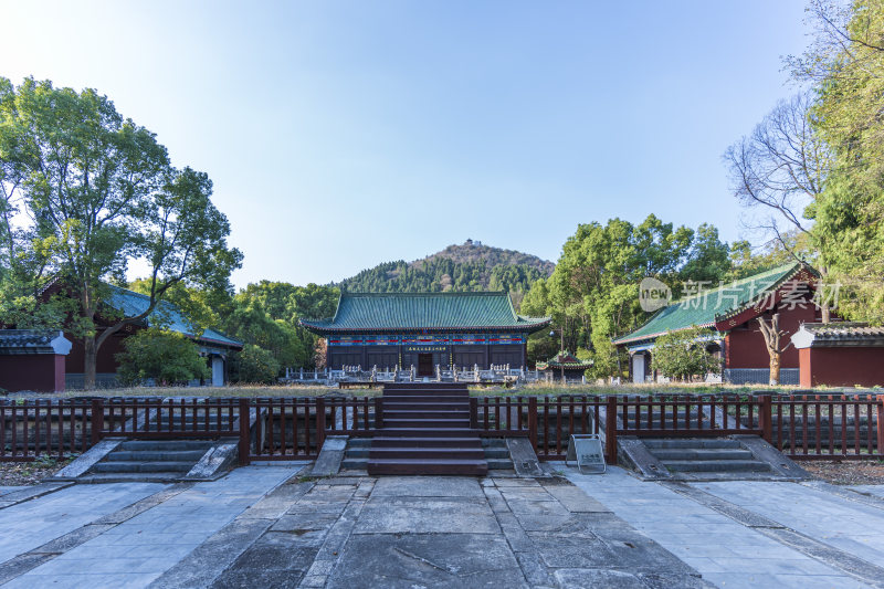 武汉江夏区龙泉山风景区明王寝