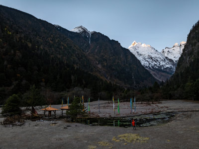 云南香格里拉雨崩村梅里雪山女神峰航拍