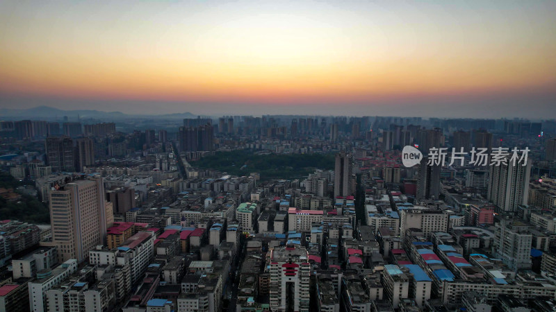 航拍湖南衡阳城市夕阳晚霞日落航拍图