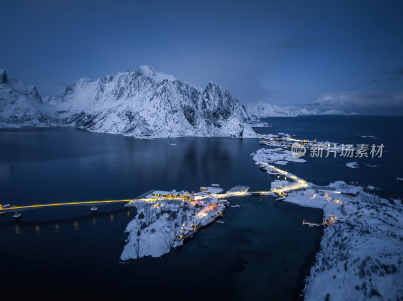 挪威罗弗敦群岛北极圈雷纳冬季雪景高空航拍