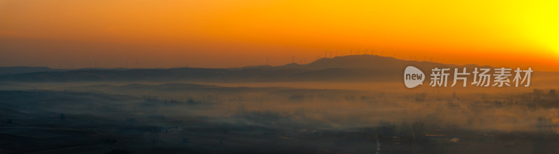 乡村清晨日出晨雾航拍全景