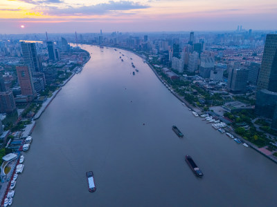 航拍上海黄浦江江畔风光