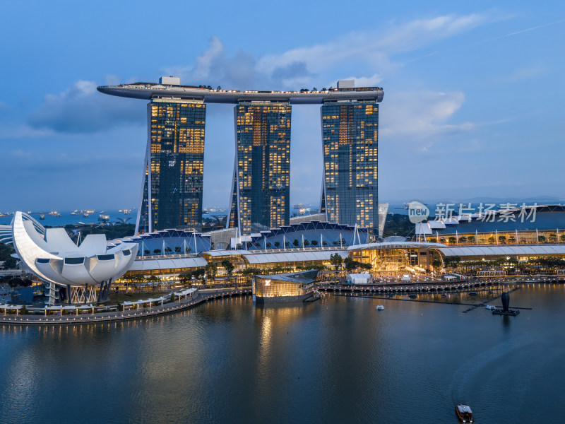 新加坡滨海湾金沙海滨奥林匹克蓝调夜景航拍