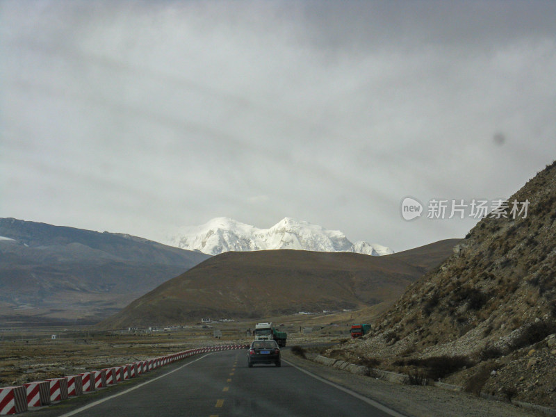 西藏拉萨到纳木错沿途高原风光