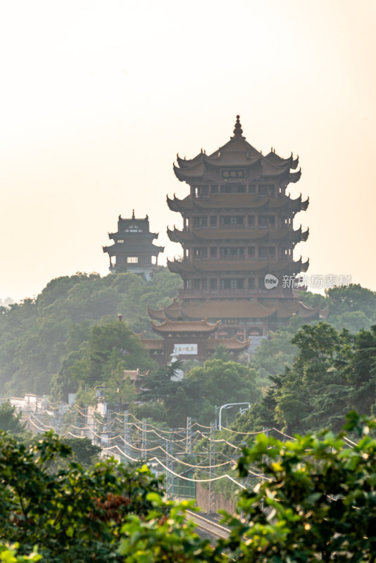 湖北武汉武昌京广铁路黄鹤楼白云阁