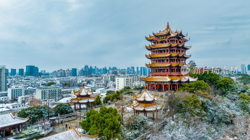 中国武汉城市名片地标建筑黄鹤楼小雪