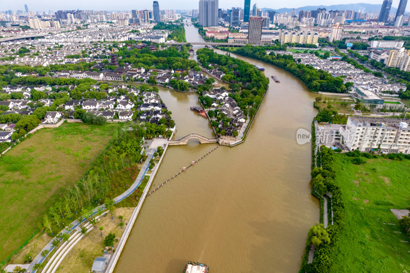 苏州寒山寺大运河周边建筑航拍摄影图