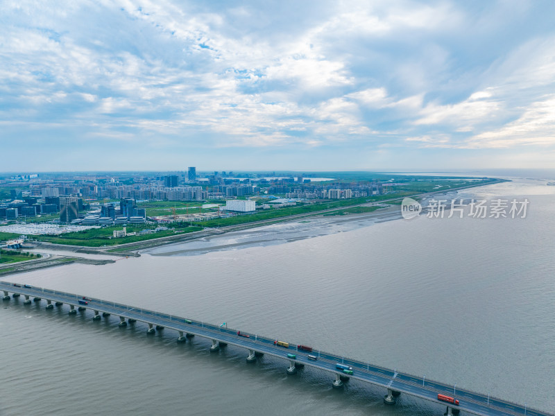 航拍上海奉贤南汇新城海滩临港滴水湖