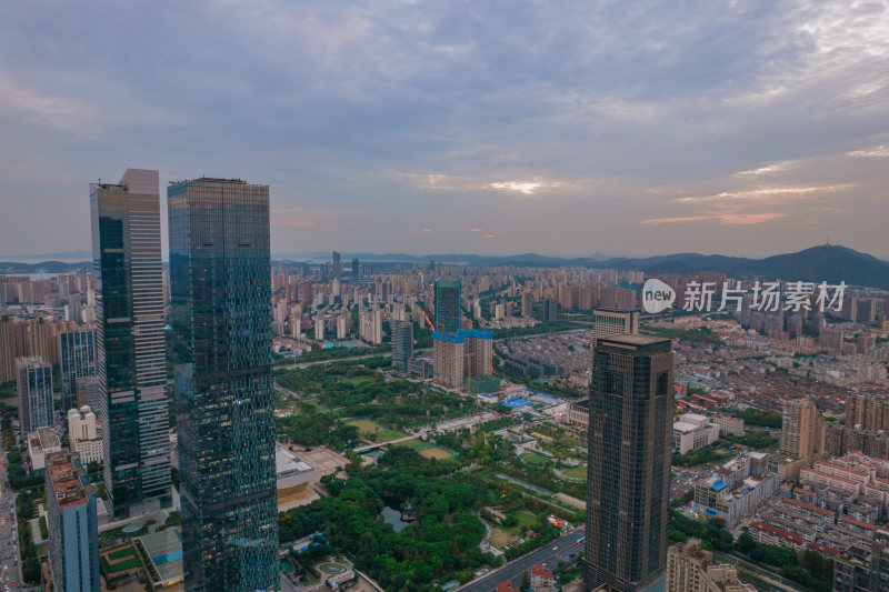 江苏无锡城市建设无锡大景无锡城市天际线