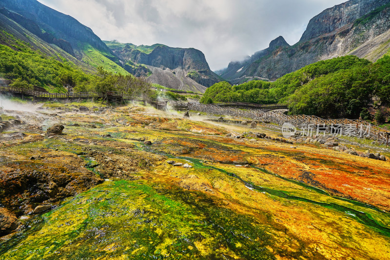 天然火山温泉