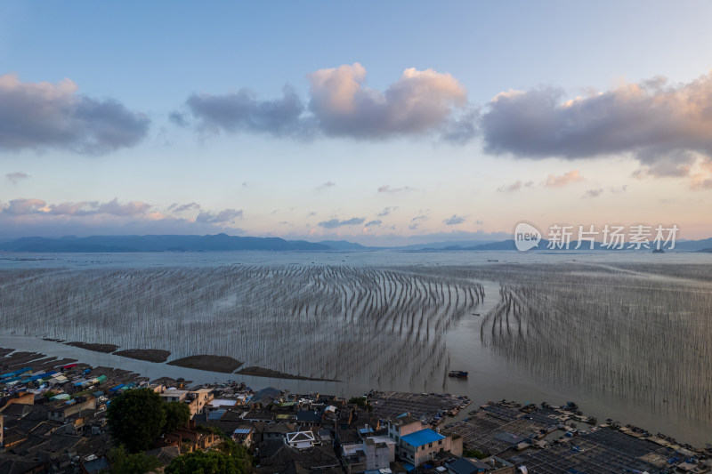 海上日落晚霞的福建霞浦沿海滩涂自然风光