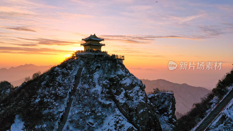 河南洛阳老君山雪景