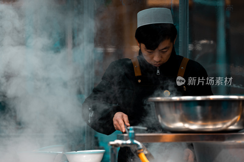 夜市小吃美食人群叫卖