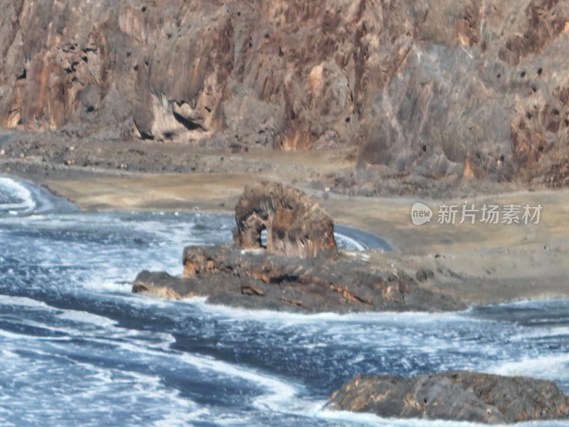冬季冰封纳木措的圣象天门和三生石航拍镜头